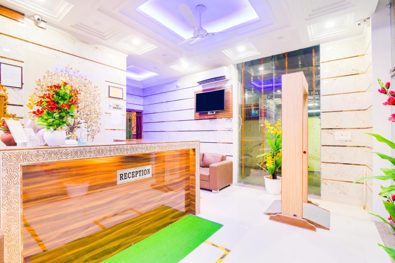 Hotel Fabulous - Delhi International Airport Ню Делхи Екстериор снимка