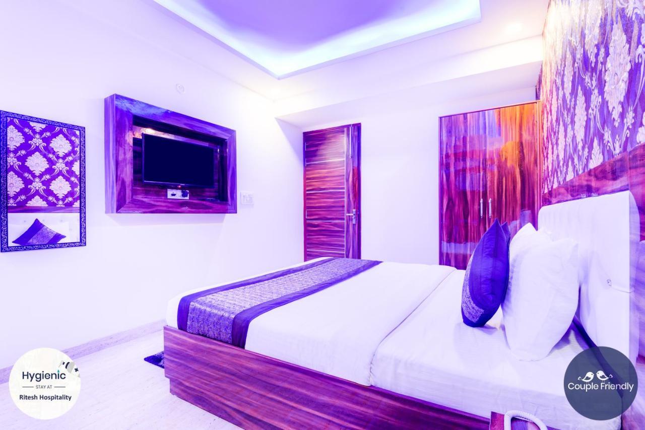 Hotel Fabulous - Delhi International Airport Ню Делхи Екстериор снимка